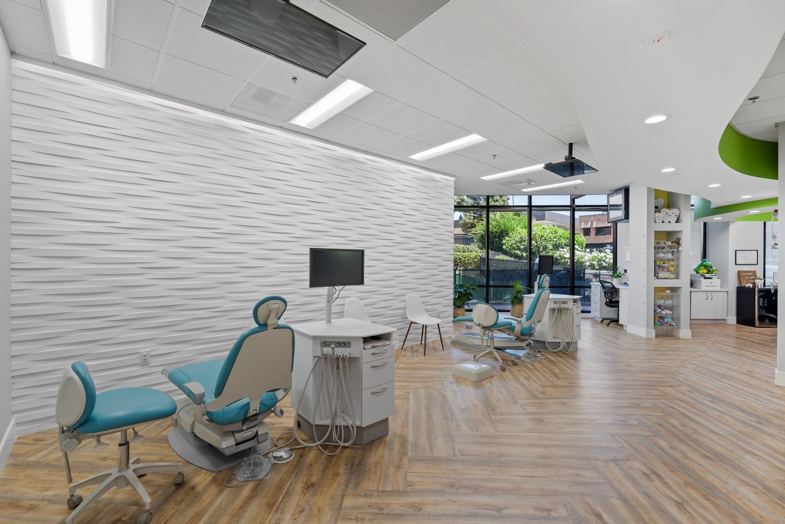 Office Tour Downtown Burbank, CA East Valley Children's Dentistry